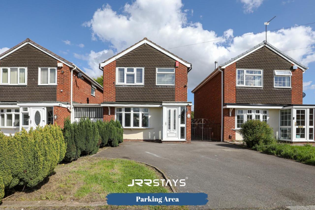 Wolverhampton - Amazing 3 Bedroom, Sleeps 6, Wi-Fi - Jrr Stays Exterior photo